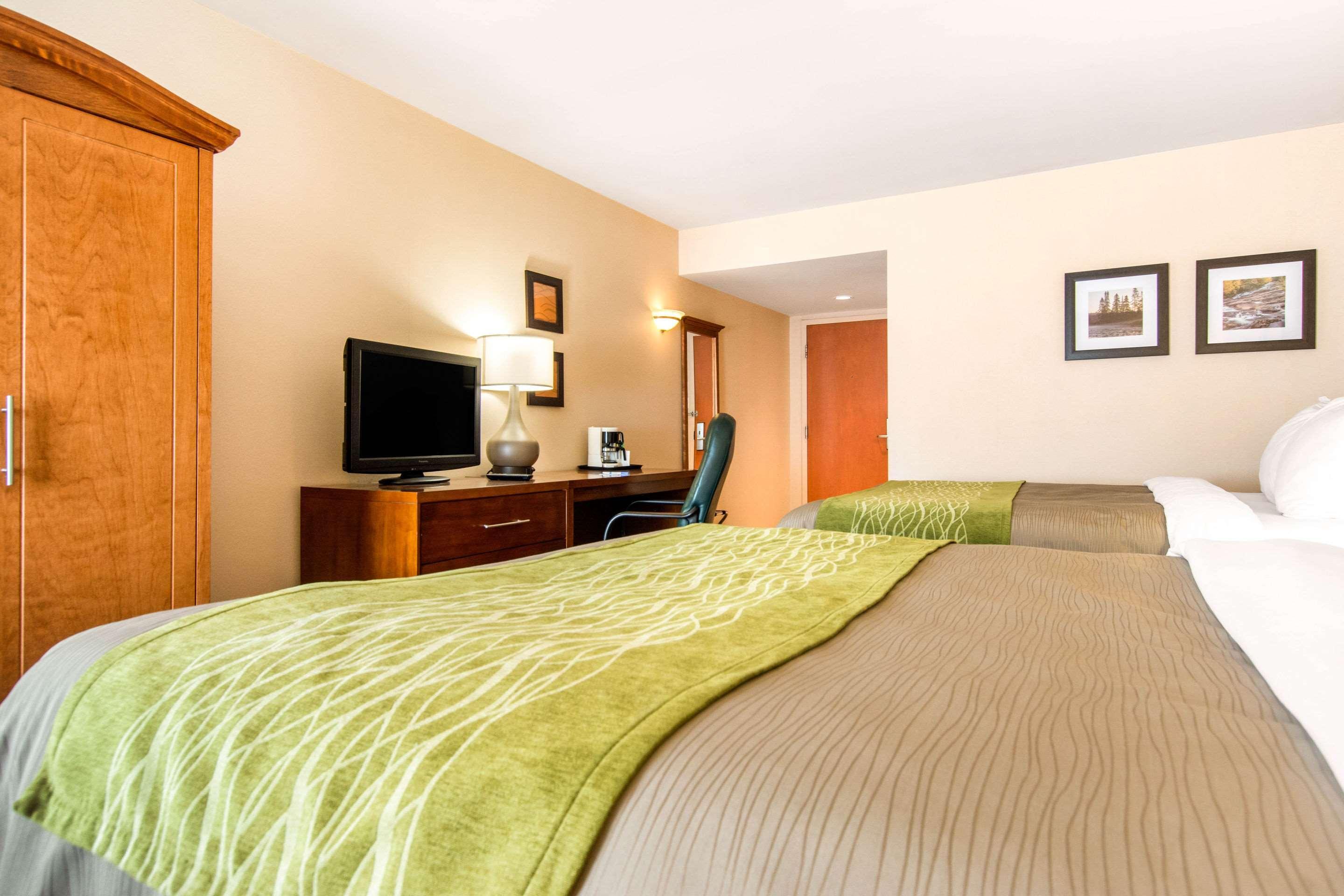 Comfort Inn & Suites Shawinigan Extérieur photo