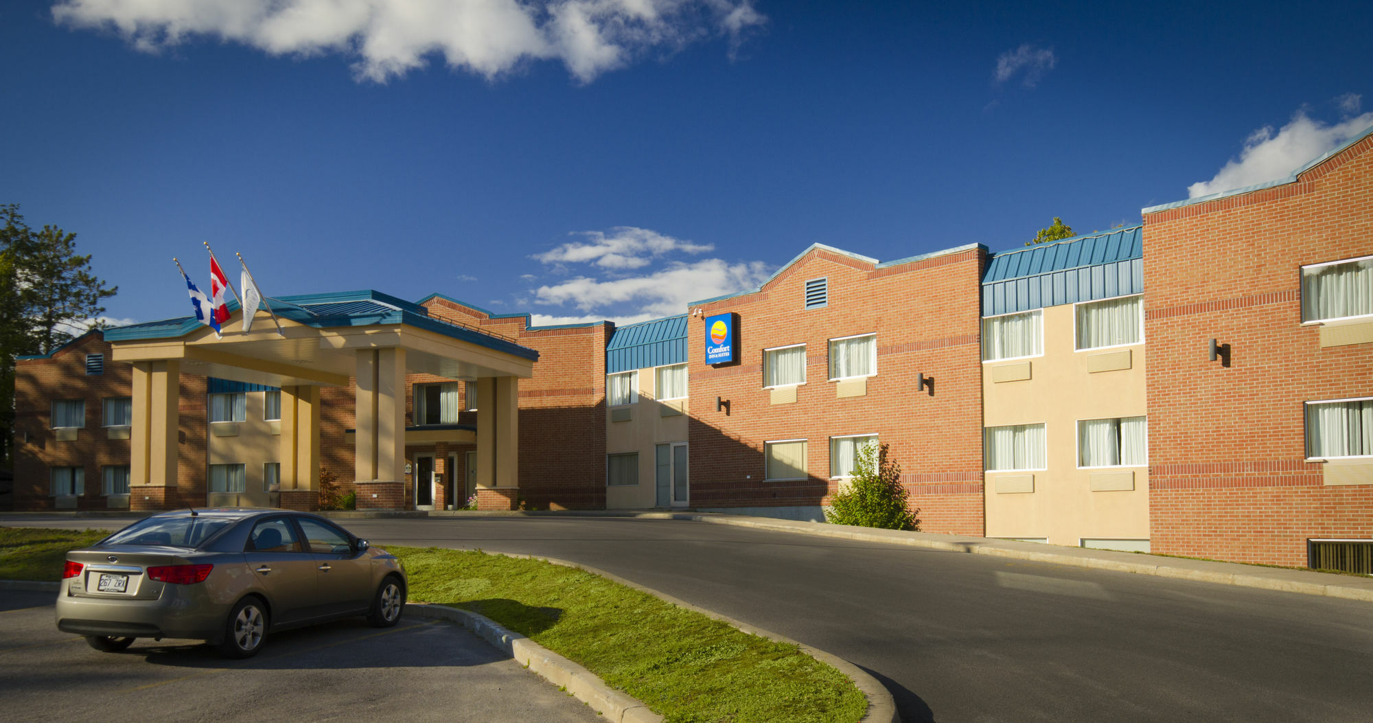 Comfort Inn & Suites Shawinigan Extérieur photo